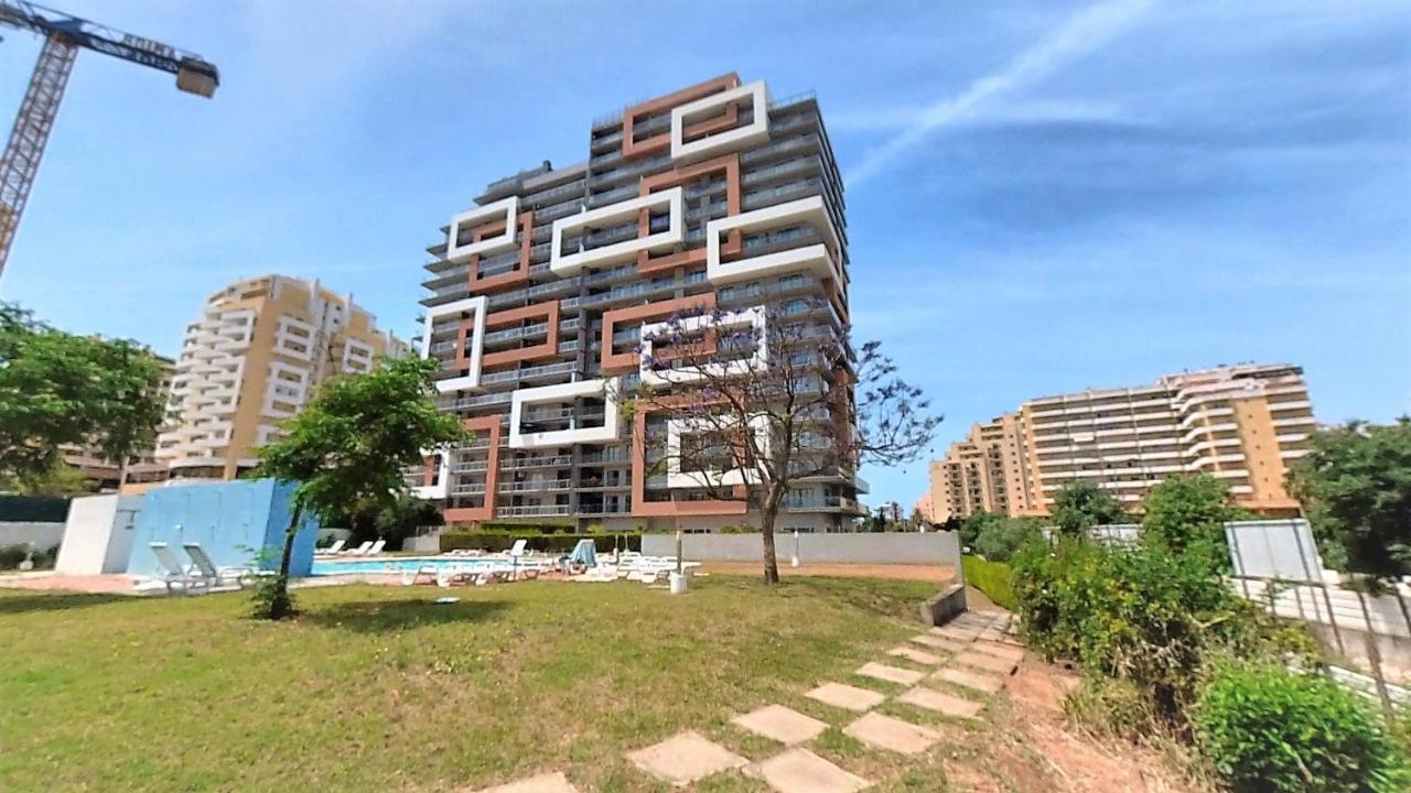 Apartamentos Turisticos Rocha Tower 15C بورتيماو المظهر الخارجي الصورة