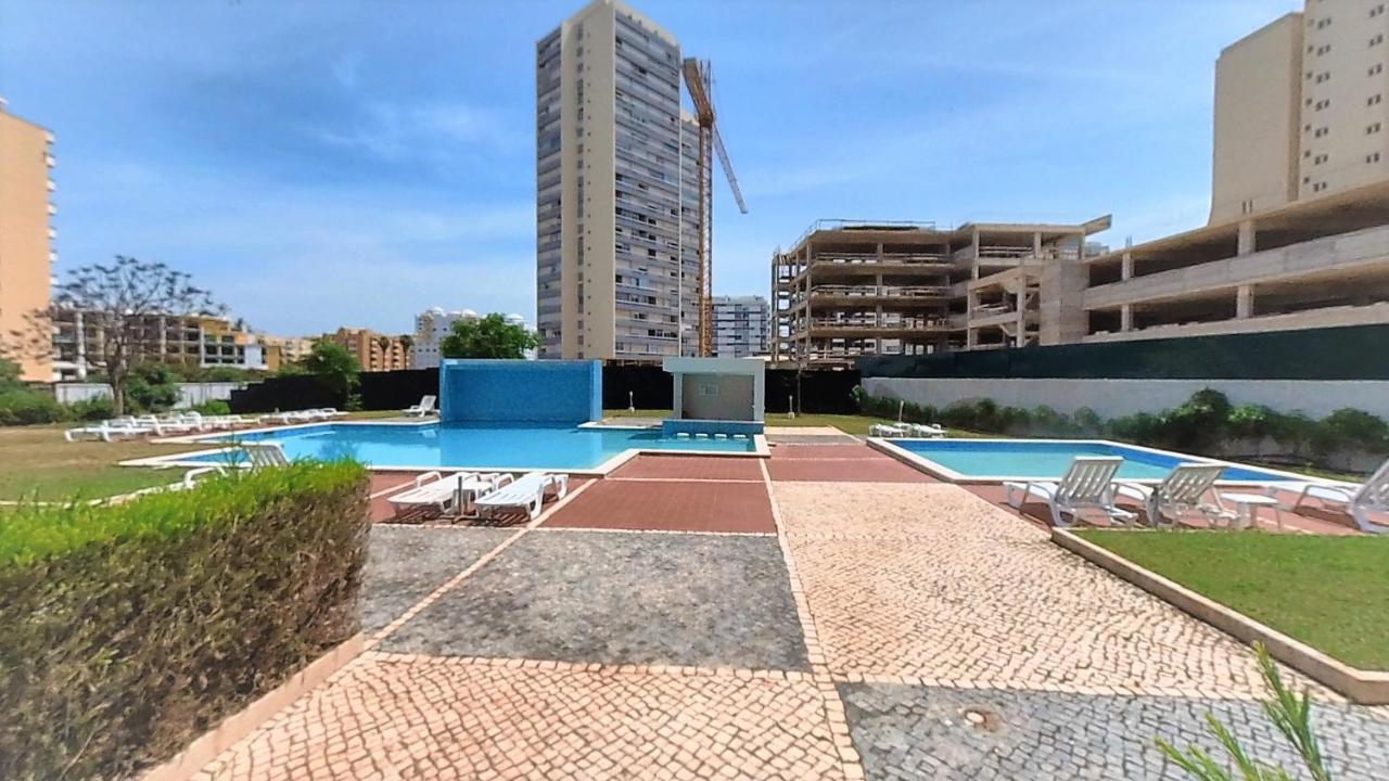 Apartamentos Turisticos Rocha Tower 15C بورتيماو المظهر الخارجي الصورة