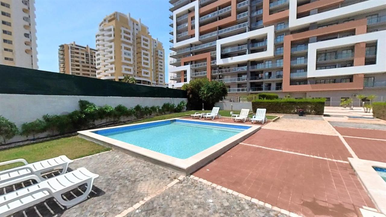 Apartamentos Turisticos Rocha Tower 15C بورتيماو المظهر الخارجي الصورة